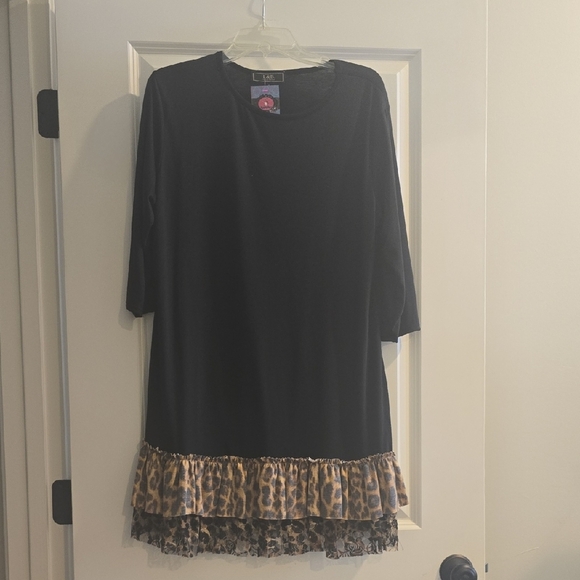 L&B Black Dress with Leopard Print Ruffle - Picture 1 of 1
